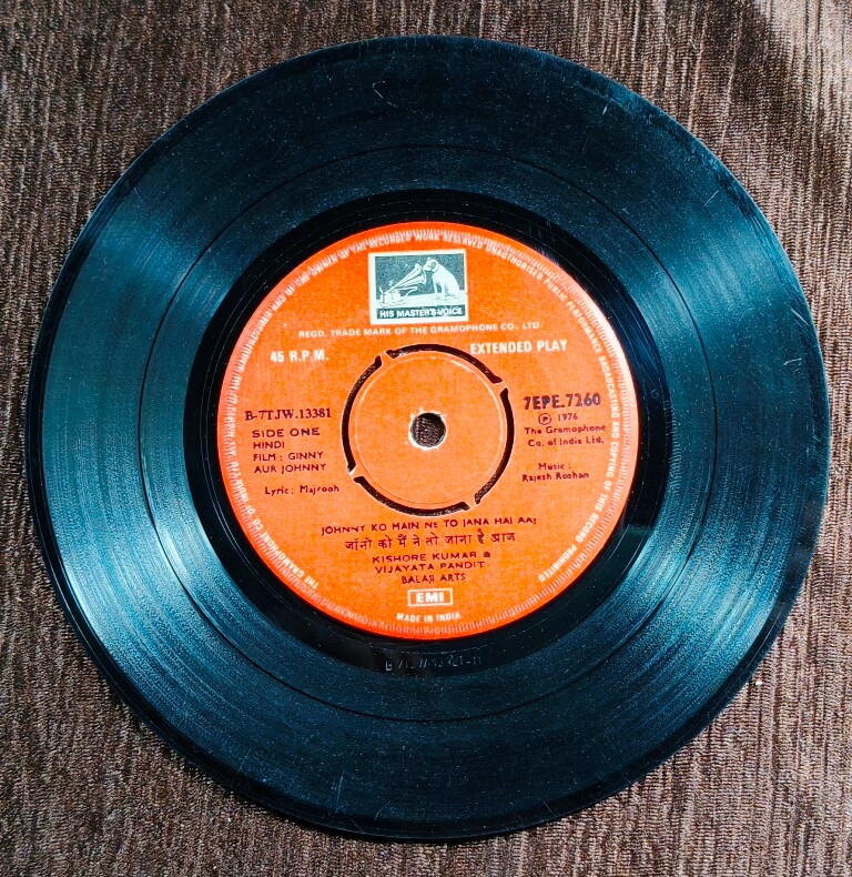 Ginny Aur Johnny (1976) Rajesh Roshan Pre-Owned Vinyl, 7" EP Record