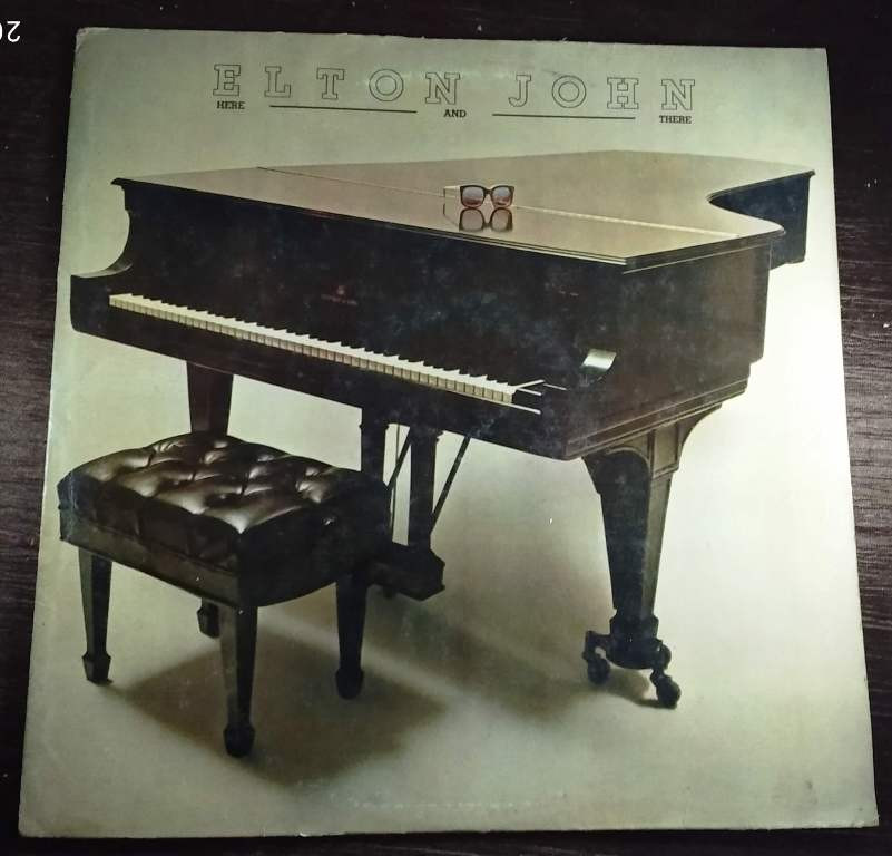 Elton John - Here And There (1976) Pre-Owned Vinyl, 12" LP Record